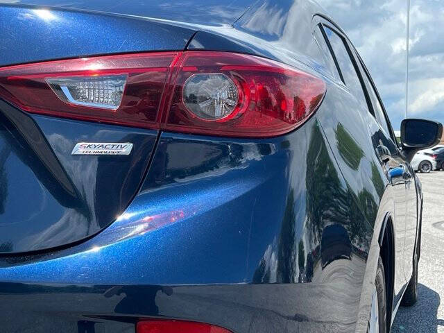 2017 Mazda MAZDA3 Sport