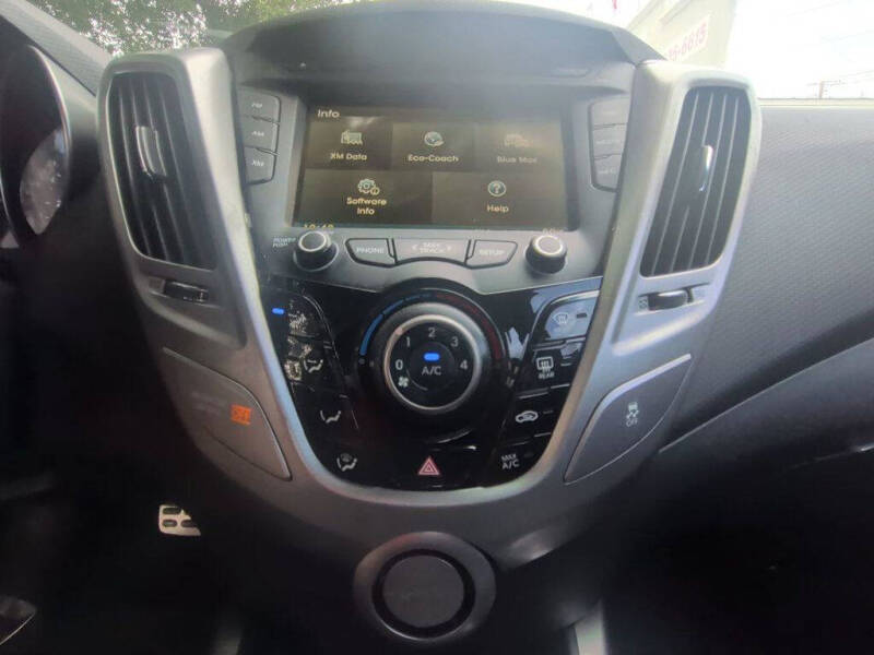 2016 Hyundai Veloster