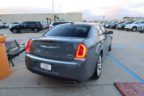 2019 Chrysler 300 Limited