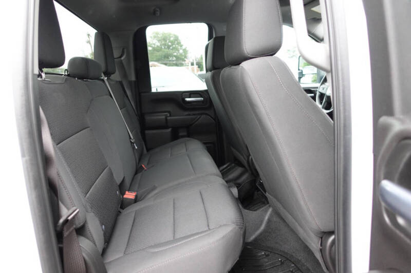 2024 GMC Sierra 2500HD Pro