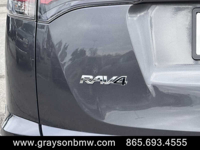 2018 Toyota RAV4 XLE