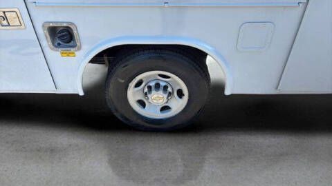2025 Chevrolet Express 3500