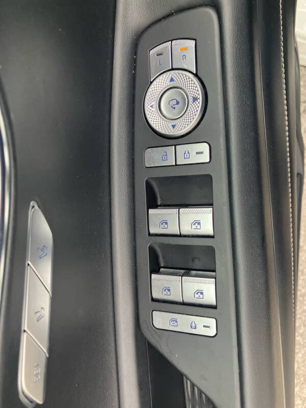 2024 Genesis GV80 2.5T
