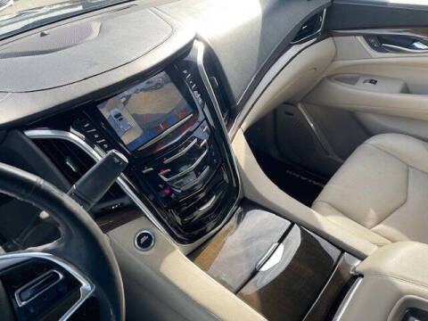 2020 Cadillac Escalade Premium Luxury