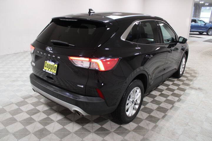 2021 Ford Escape Hybrid SE