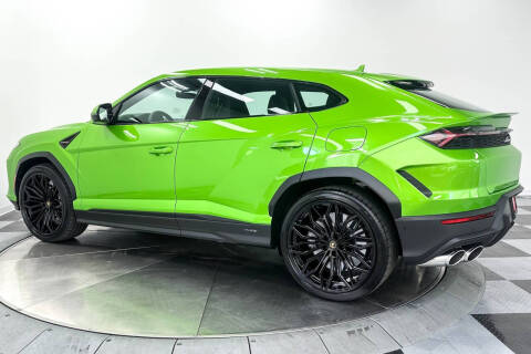 2025 Lamborghini Urus SE