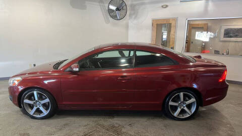 2011 Volvo C70 T5