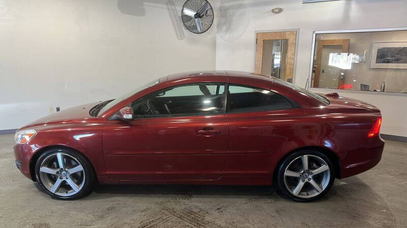 2011 Volvo C70 T5