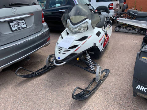 2011 Polaris LXT
