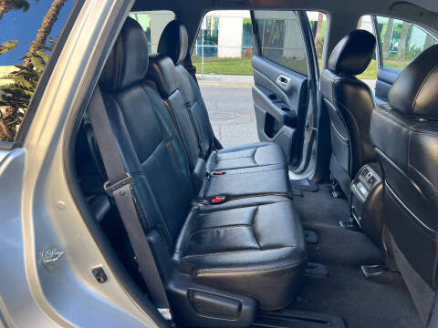 2014 Nissan Pathfinder SL