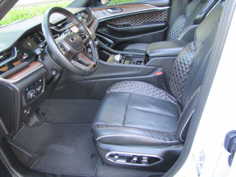 2022 Jeep Grand Cherokee Summit 4xe