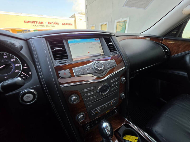 2017 Infiniti QX80