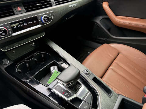 2020 Audi A4 quattro Premium Plus 45 TFSI