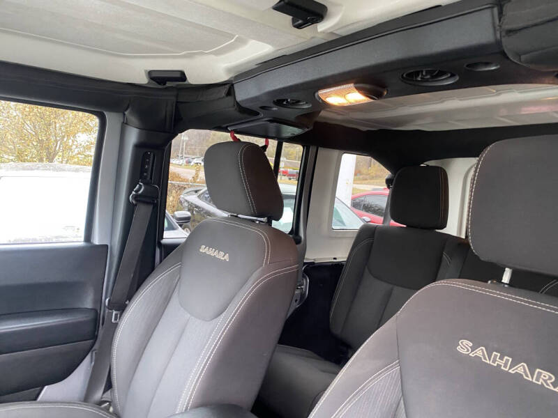 2016 Jeep Wrangler Unlimited Sahara 75th Anniversary