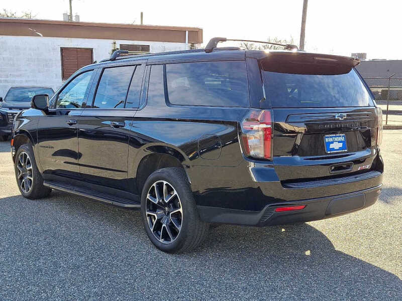 2024 Chevrolet Suburban RST