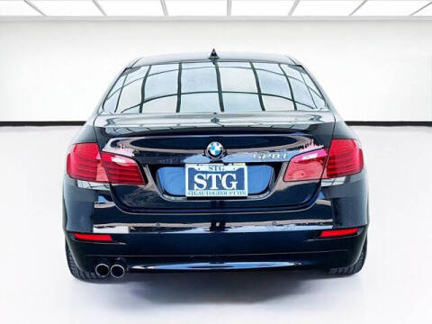 2015 BMW 5 Series 528i
