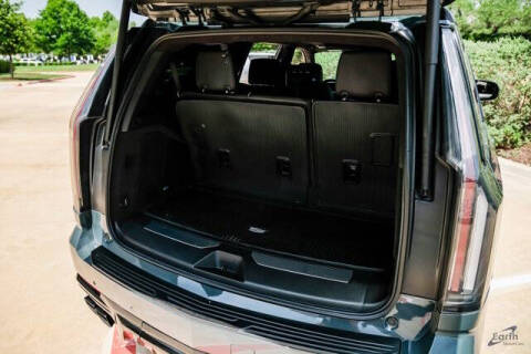 2025 Cadillac Escalade-V