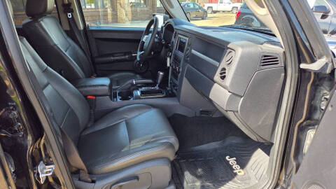 2010 Jeep Commander Sport