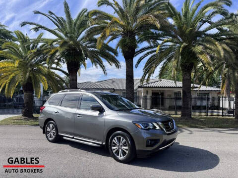 2020 Nissan Pathfinder SV