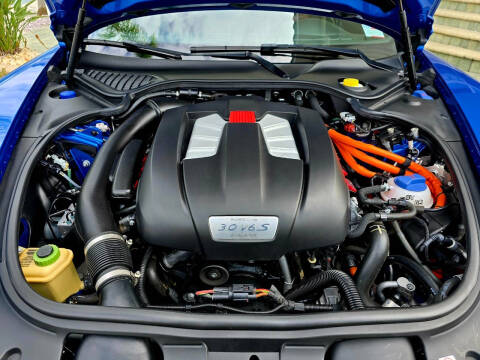 2015 Porsche Panamera S E-Hybrid