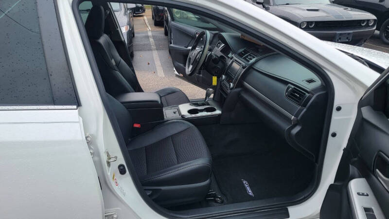 2013 Toyota Camry SE