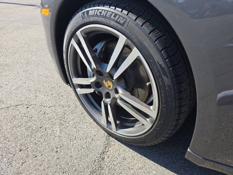 2016 Porsche Panamera S