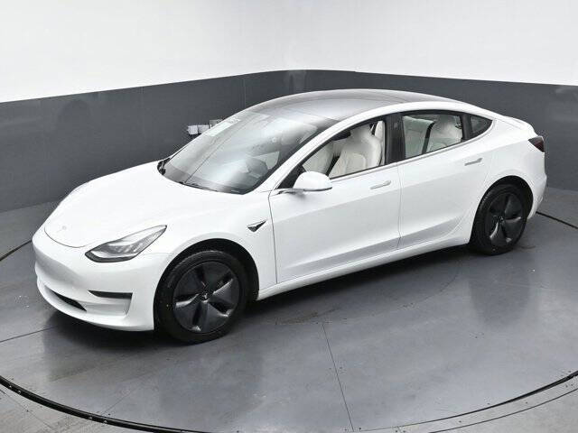 2019 Tesla Model 3 Standard Range Plus