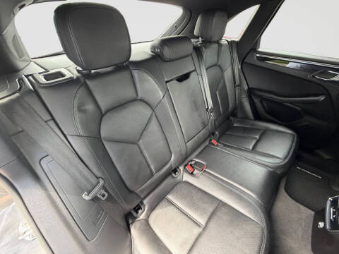 2015 Porsche Macan S