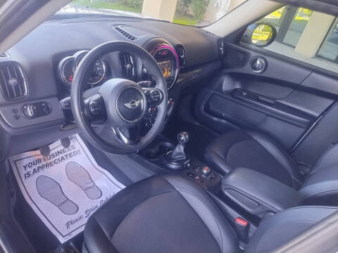 2017 MINI Countryman Cooper