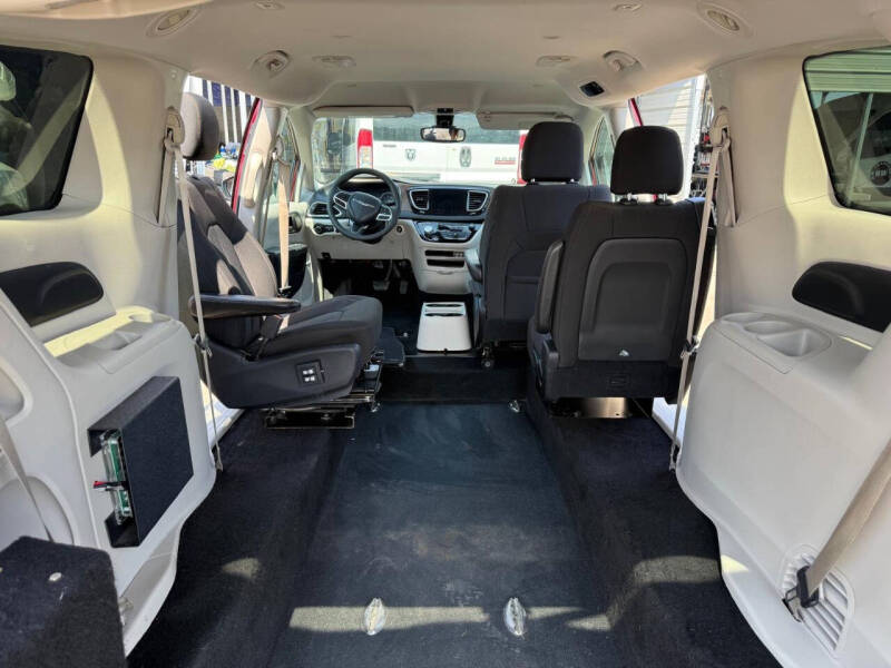 2017 Chrysler Pacifica Touring