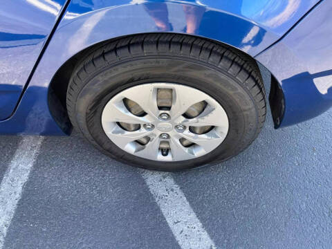 2015 Hyundai Accent GS