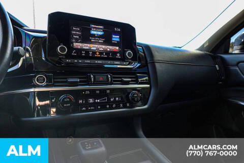 2023 Nissan Pathfinder SV