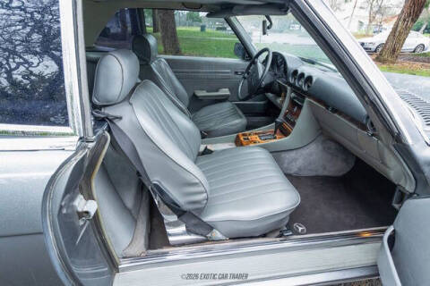 1987 Mercedes-Benz 560-Class 560 SL