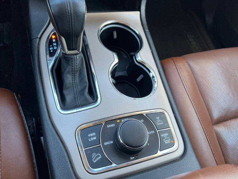 2016 Jeep Grand Cherokee Summit