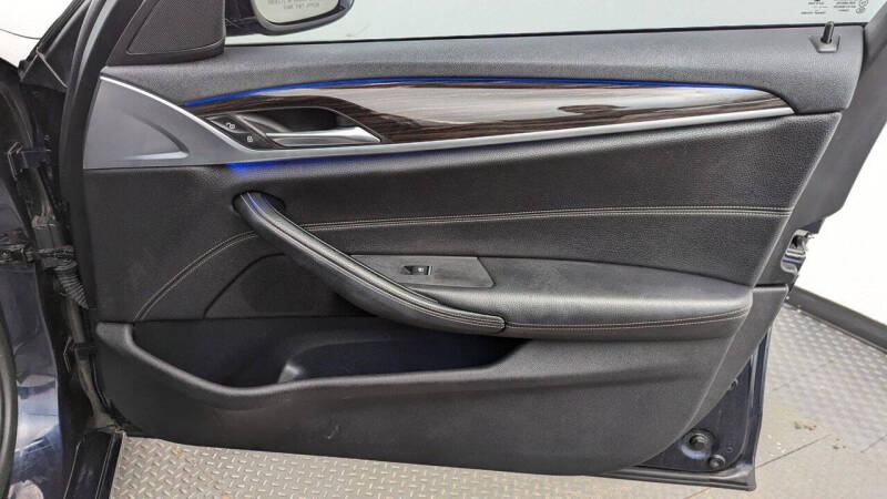 2017 BMW 5 Series 530i