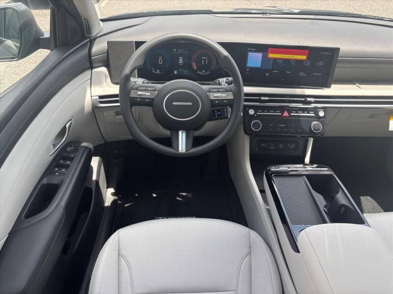 2026 Hyundai Tucson Hybrid Blue SE