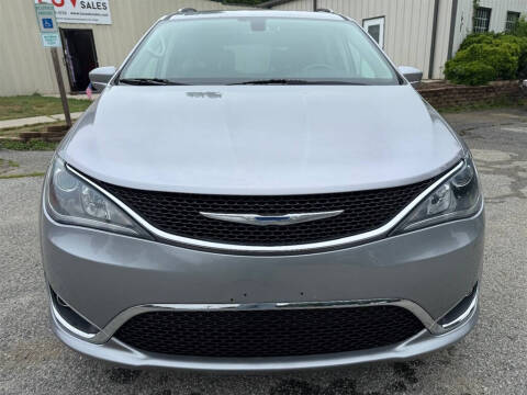 2018 Chrysler Pacifica Touring L