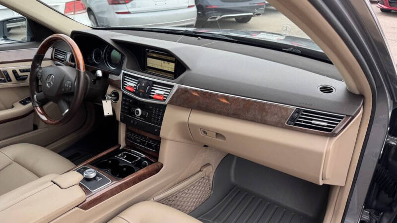 2010 Mercedes-Benz E-Class