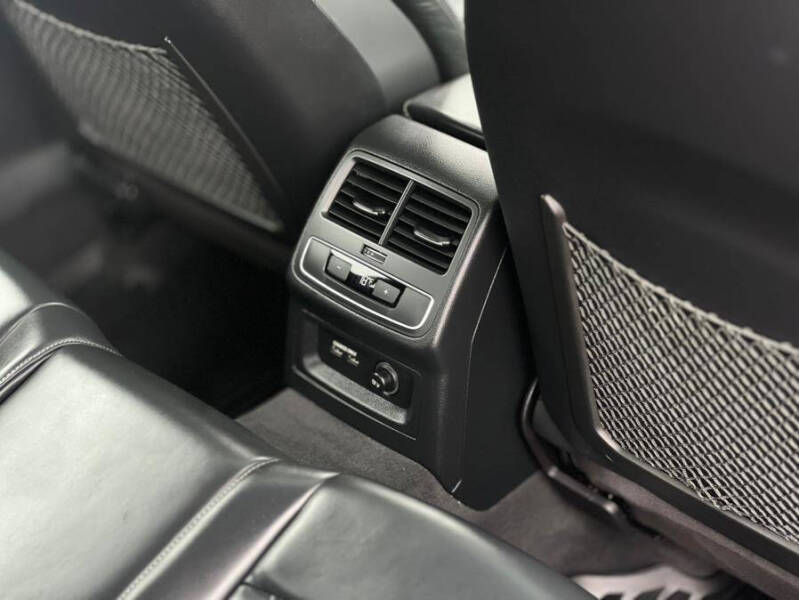 2023 Audi S4 3.0T quattro Premium Plus