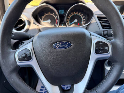 2014 Ford Fiesta SE