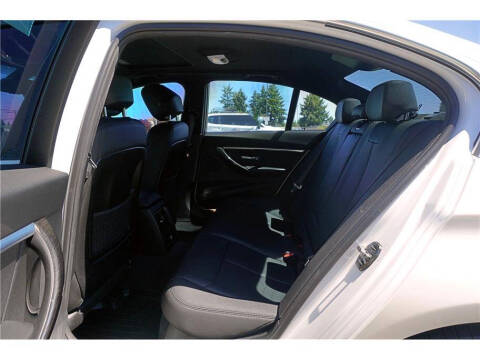 2018 BMW 3 Series 330e iPerformance