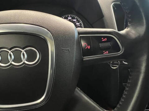 2010 Audi Q5 3.2 quattro Premium Plus