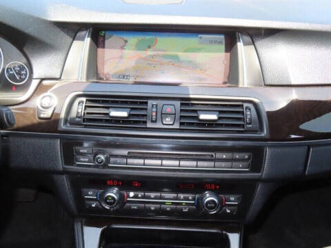 2016 BMW 5 Series 528i