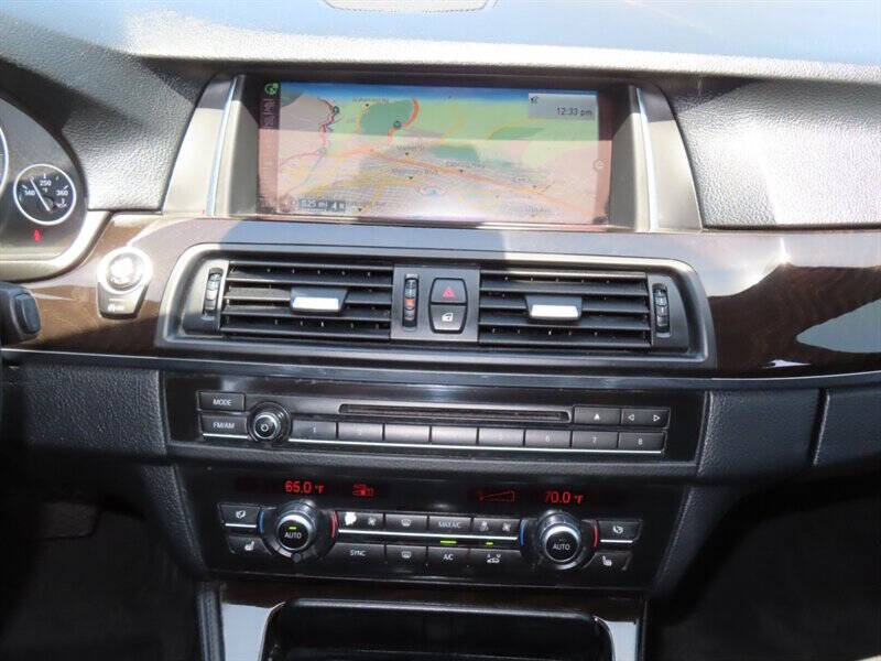 2016 BMW 5 Series 528i