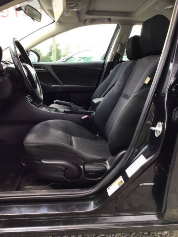 2013 Mazda MAZDA3 i Touring