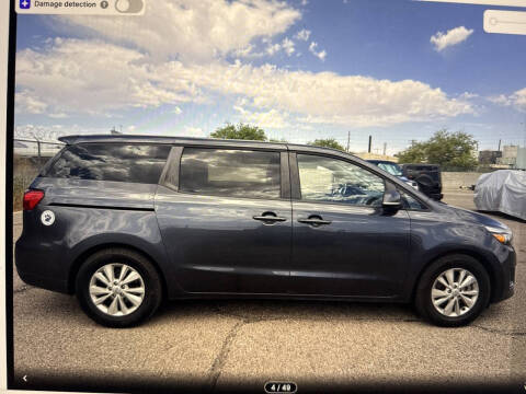 2017 Kia Sedona LX