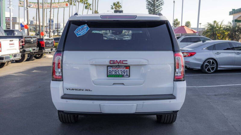 2018 GMC Yukon XL SLE