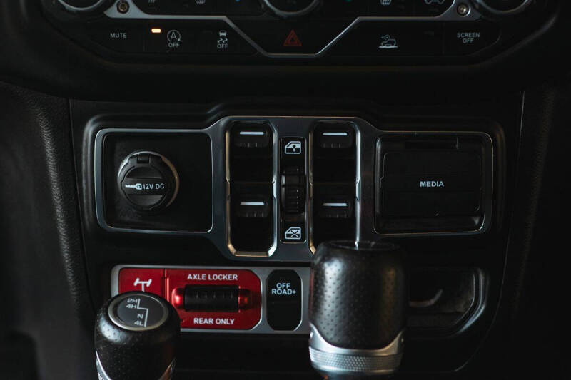 2023 Jeep Gladiator Mojave