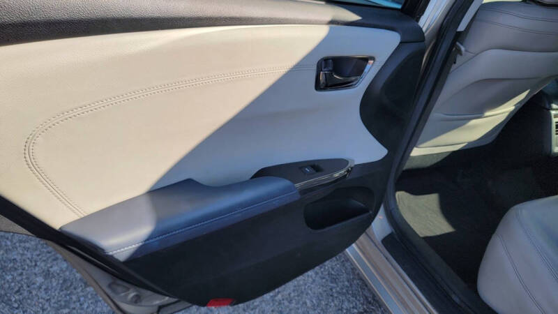 2013 Toyota Avalon XLE