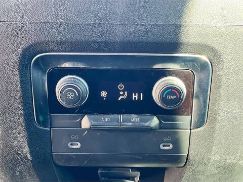 2023 Chevrolet Suburban LS
